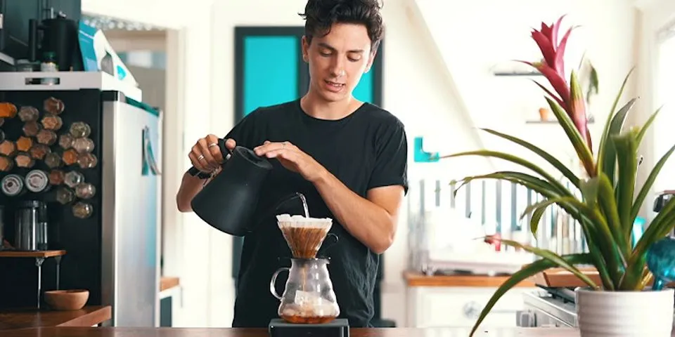 How to make iced coffee sweeter